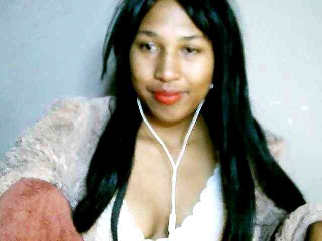 HelenGLOW webcam