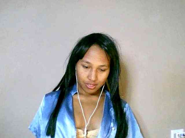 HelenGLOW webcam