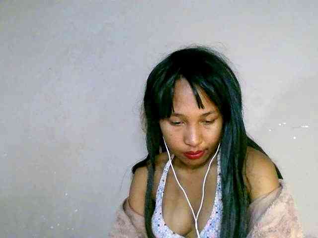 HelenGLOW webcam