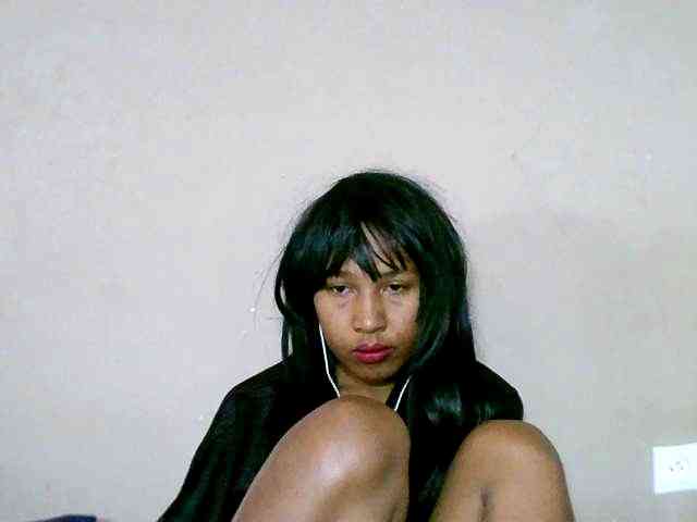 HelenGLOW webcam