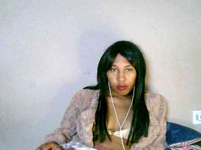 HelenGLOW webcam