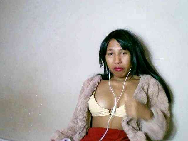 HelenGLOW webcam