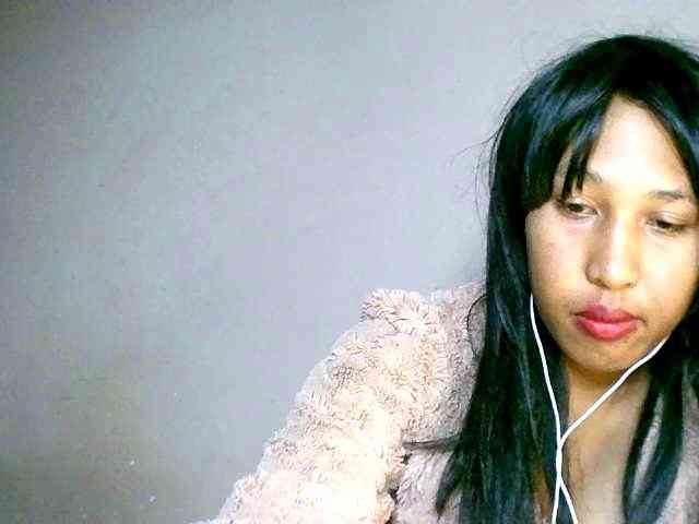 HelenGLOW webcam