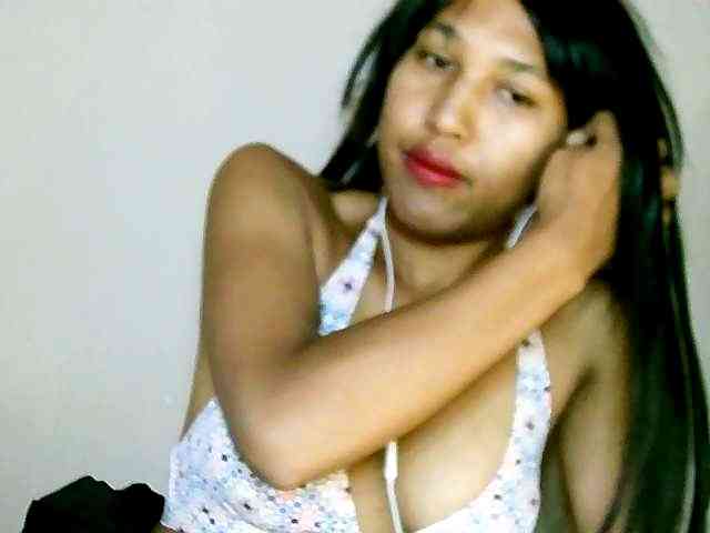 HelenGLOW webcam