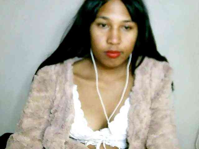 HelenGLOW webcam