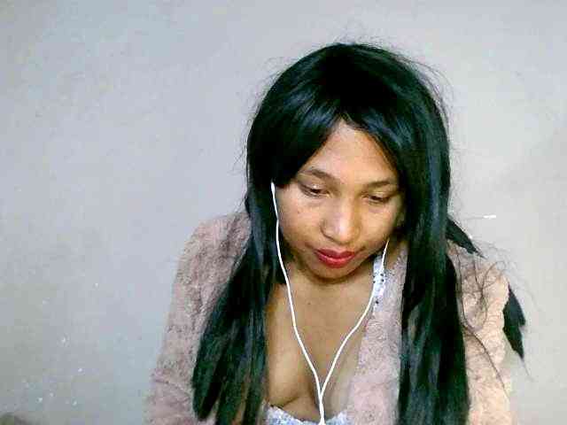 HelenGLOW webcam
