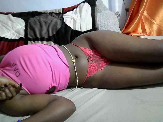 Tightpussy Live Webcam on BongaCams