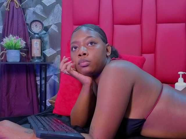 alice-rouusse's BongaCams show and profile