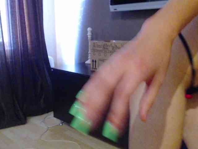 LegsLoover8 webcam