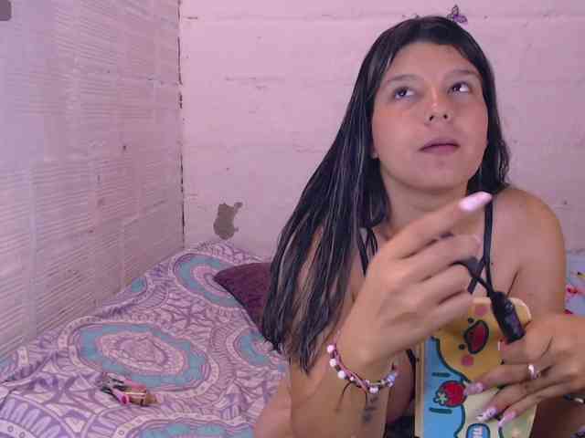 Im-antonellasex webcam