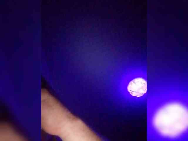 aleksa19901990 webcam