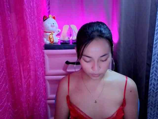LovelyLeah23 webcam