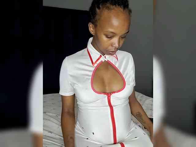 ScarlettDiorFoxx webcam