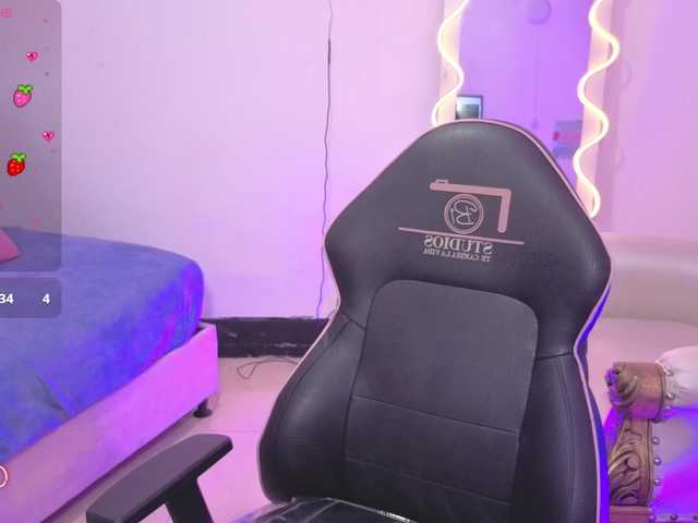 HANNI-TAY's BongaCams show and profile