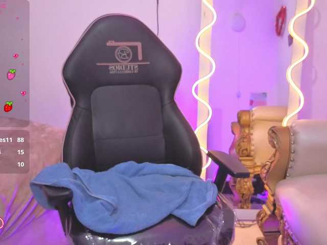 HANNI-TAY's BongaCams show and profile