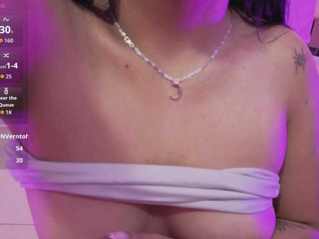 ZURY-TAY's BongaCams show and profile