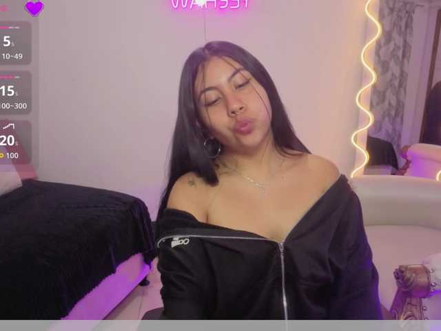 ZURY-TAY's BongaCams show and profile