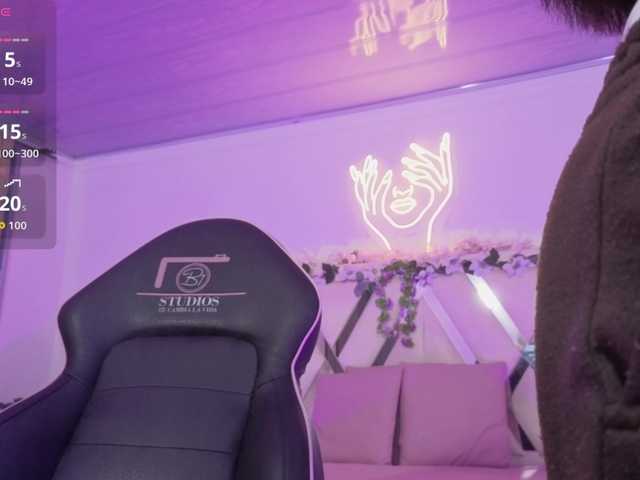 ZURY-TAY's BongaCams show and profile