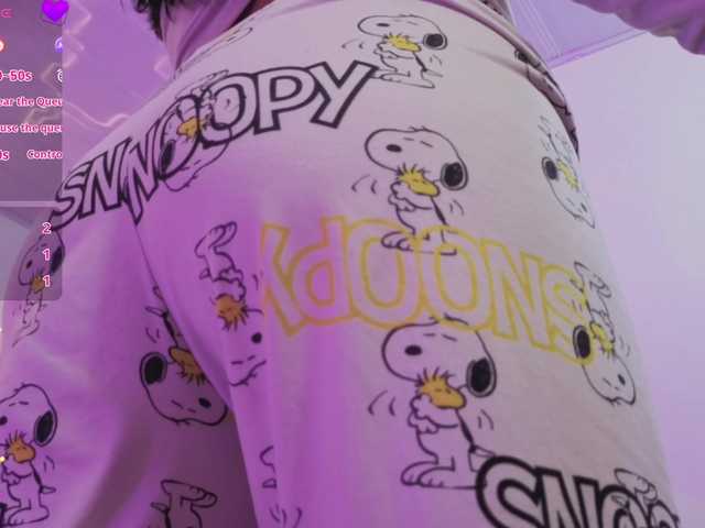 ZURY-TAY's BongaCams show and profile