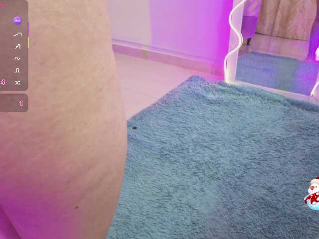 ZURY-TAY's BongaCams show and profile