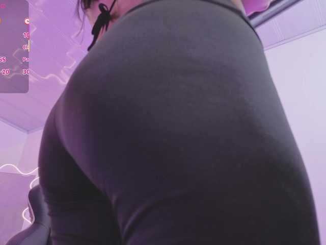 ZURY-TAY webcam bongacams model stream image