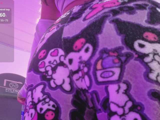 ZURY-TAY's BongaCams show and profile