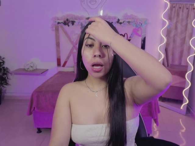 ZURY-TAY's BongaCams show and profile