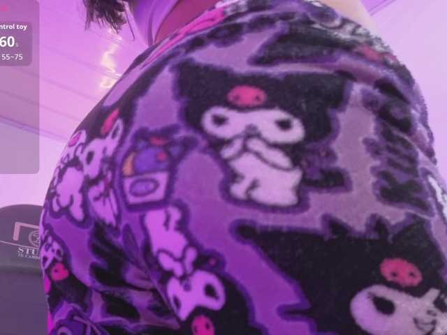 ZURY-TAY's BongaCams show and profile