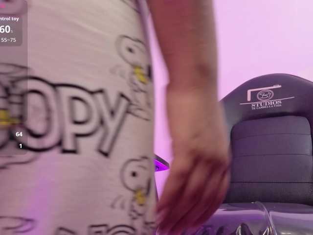 ZURY-TAY's BongaCams show and profile