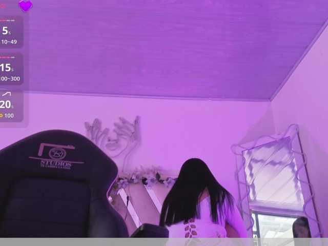 ZURY-TAY's BongaCams show and profile