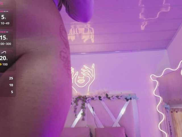 ZURY-TAY's BongaCams show and profile