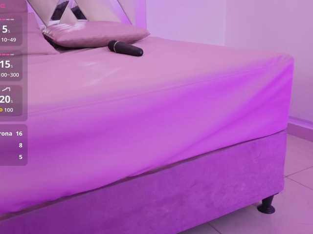 ZURY-TAY's BongaCams show and profile