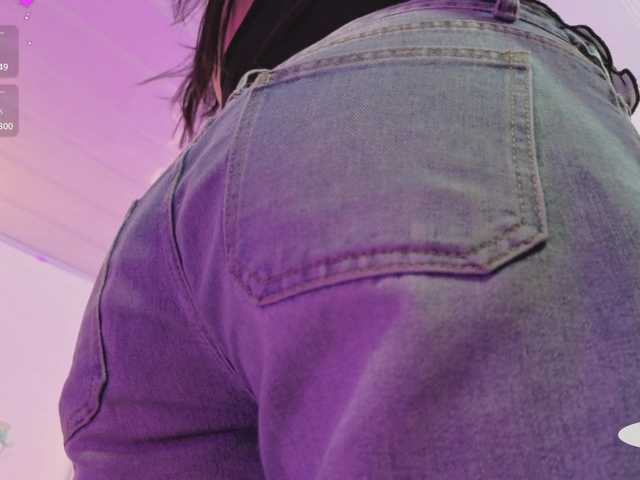 ZURY-TAY's BongaCams show and profile