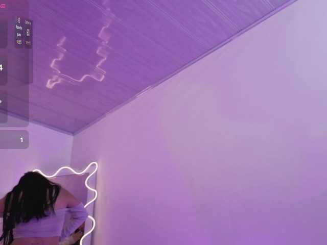 ZURY-TAY's BongaCams show and profile