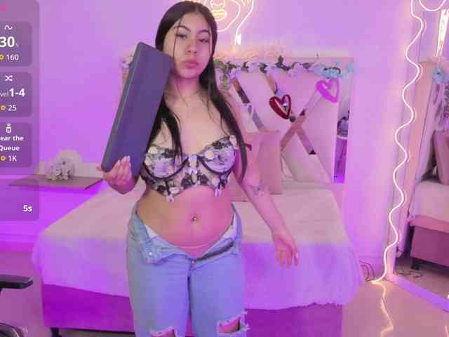 ZURY-TAY webcam