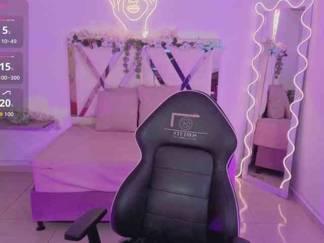 free webcam show ZURY-TAY