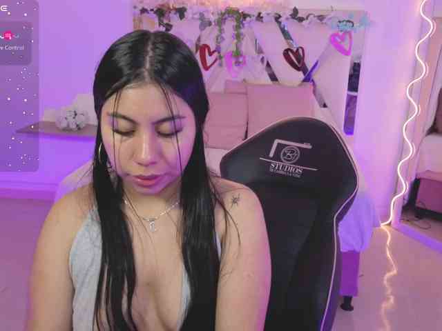 ZURY-TAY webcam