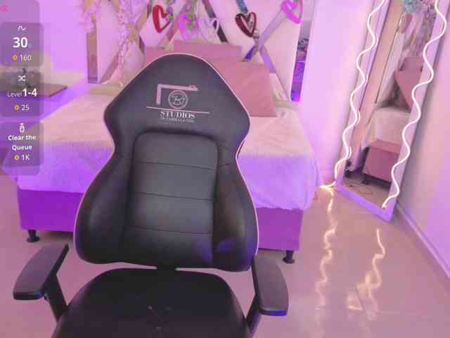 ZURY-TAY webcam