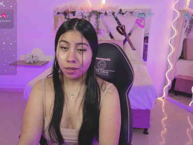 ZURY-TAY webcam