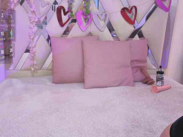 ZURY-TAY webcam