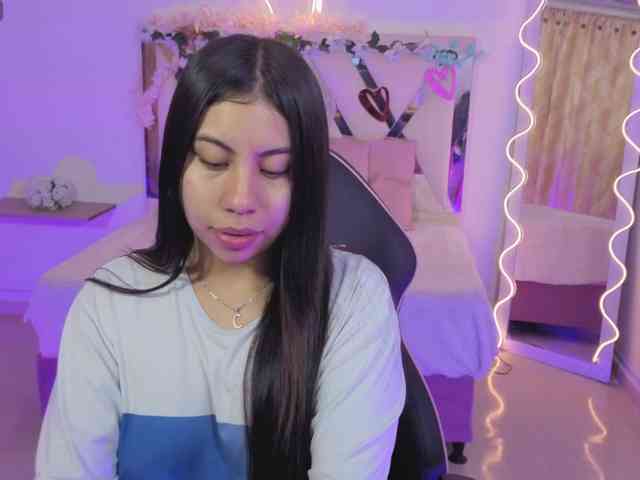 ZURY-TAY webcam