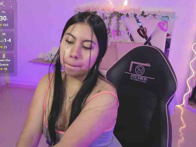 ZURY-TAY webcam