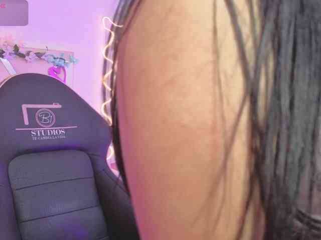 ZURY-TAY webcam