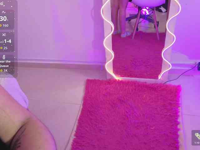 ZURY-TAY webcam