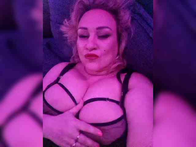 livecam porn Pavuhi