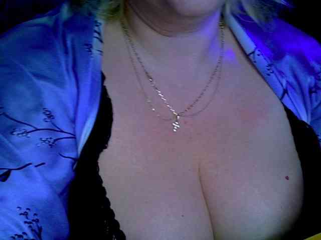 Pavuhi webcam