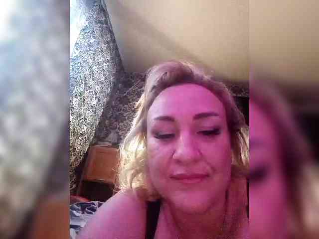 Pavuhi webcam