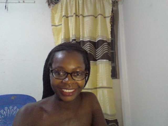  petitehotgirl chat room