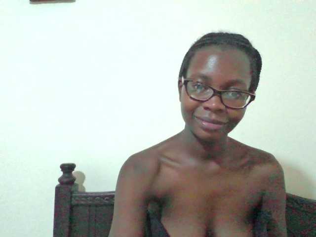  petitehotgirl chat room