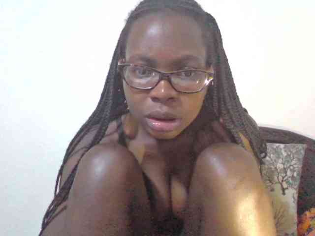 petitehotgirl webcam